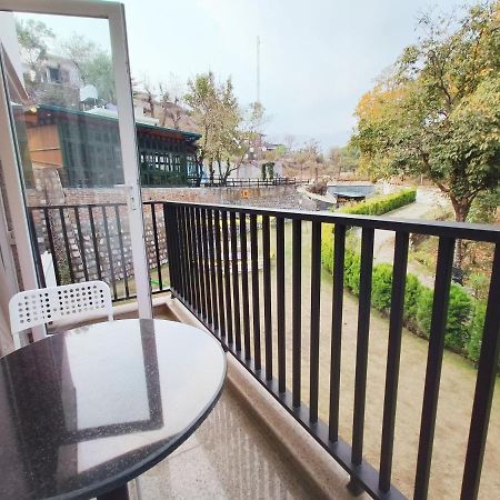 Ataraxia Crestmont Resort & Spa Dehradun Dış mekan fotoğraf