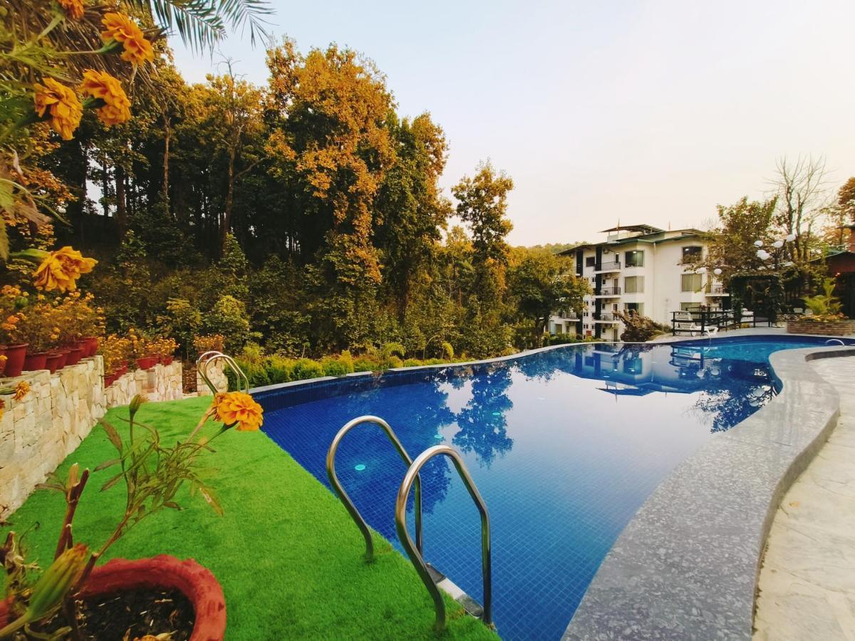 Ataraxia Crestmont Resort & Spa Dehradun Dış mekan fotoğraf