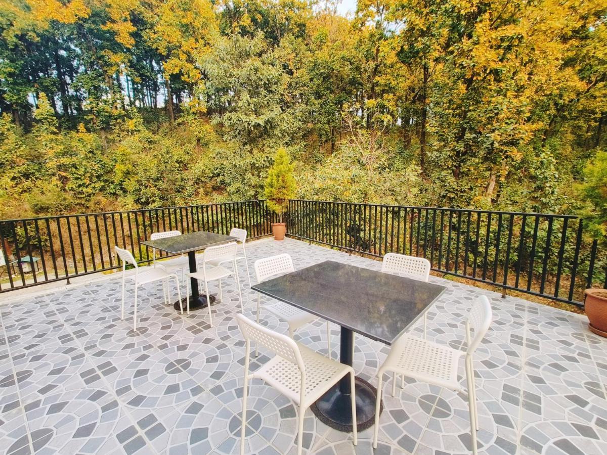 Ataraxia Crestmont Resort & Spa Dehradun Dış mekan fotoğraf