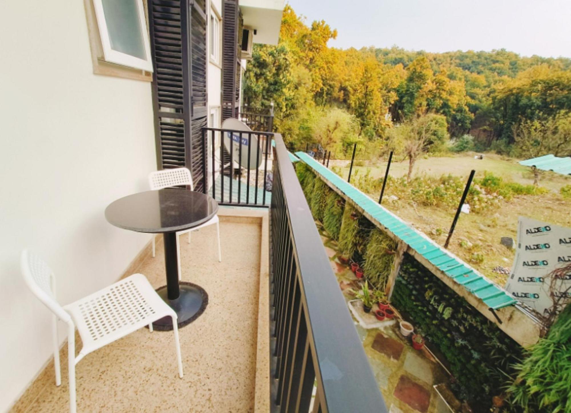 Ataraxia Crestmont Resort & Spa Dehradun Dış mekan fotoğraf